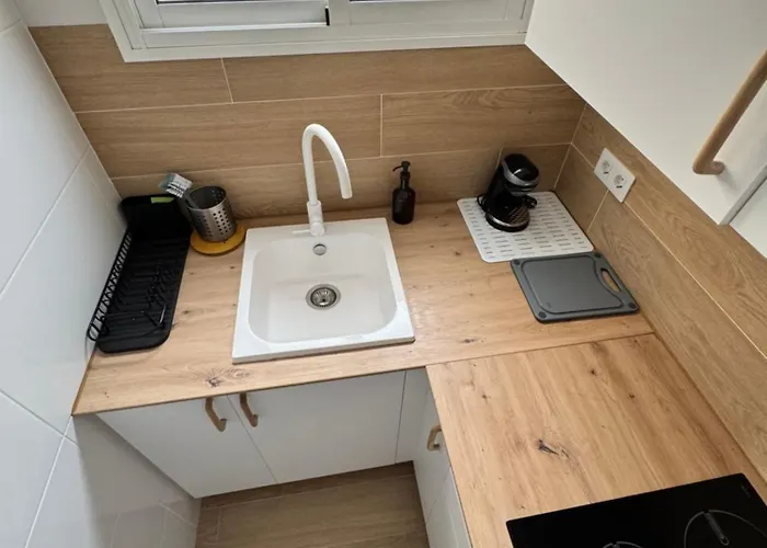 Apartman Modern & Bright Sea View *