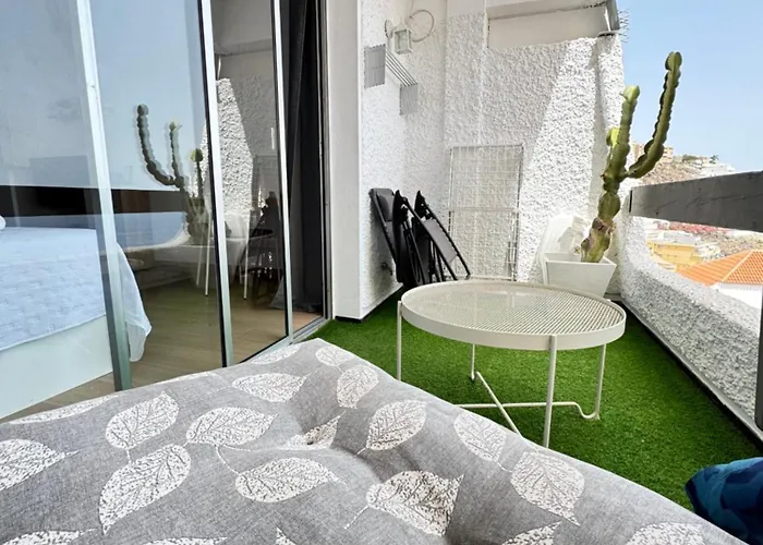 Modern & Bright Sea View דירה *